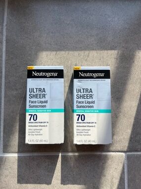 Neutrogena Ultra Sheer Face Liquid Sunscreen SPF 70 Quantity of Two